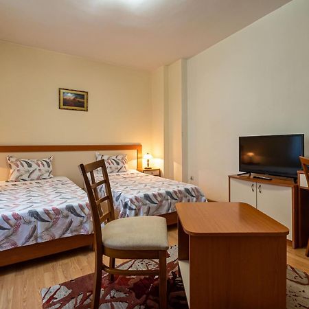 Primavera 1 Hotel วาซาร์จิค ภายนอก รูปภาพ