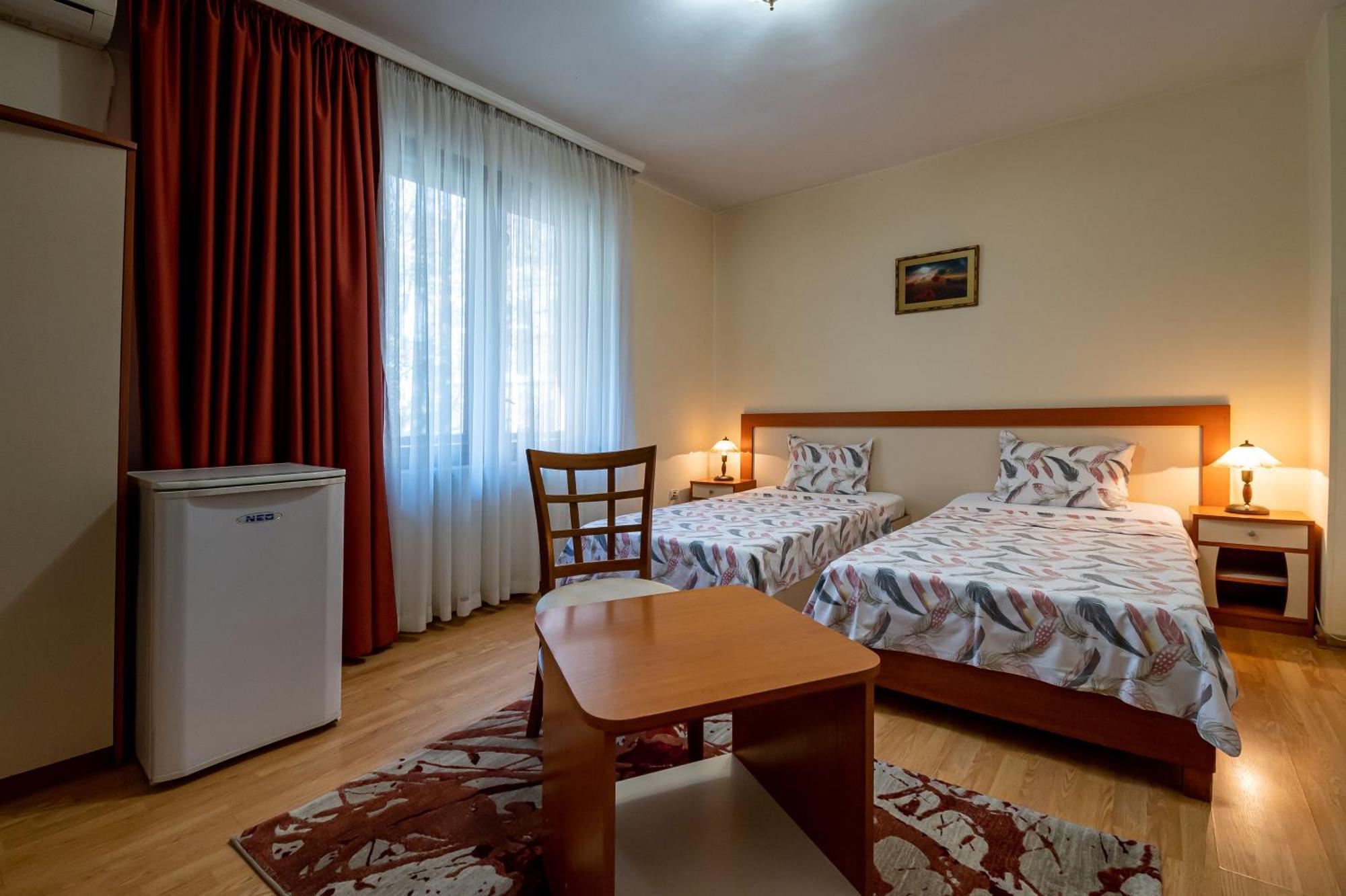 Primavera 1 Hotel วาซาร์จิค ภายนอก รูปภาพ